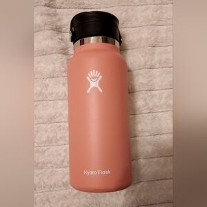 32 Oz Peach Coral Hydroflask